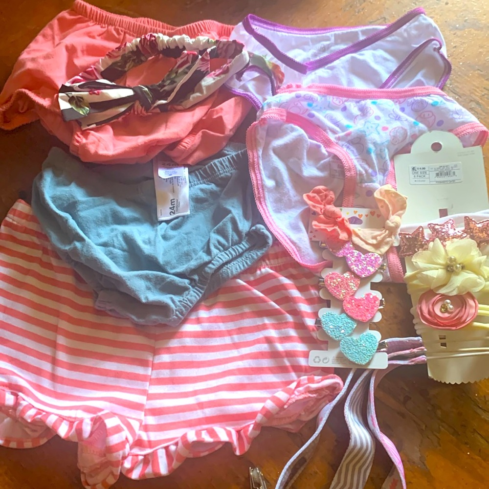 Assorted accessories for toddlers